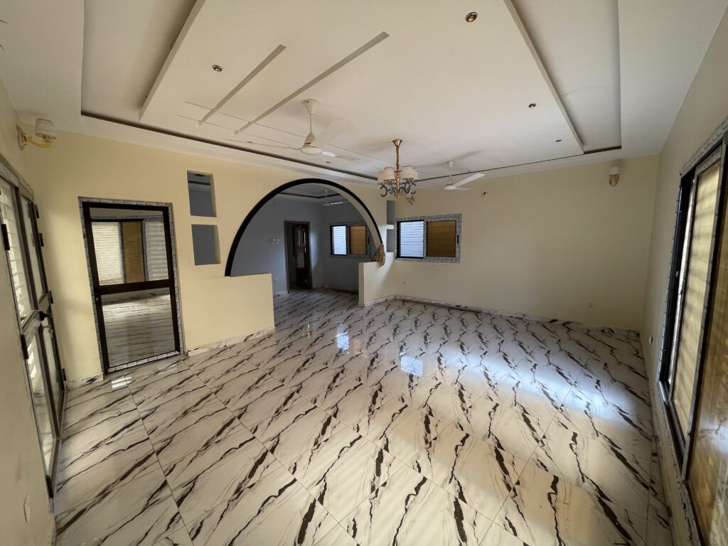 Salon Duplex F5 Cité Prestige